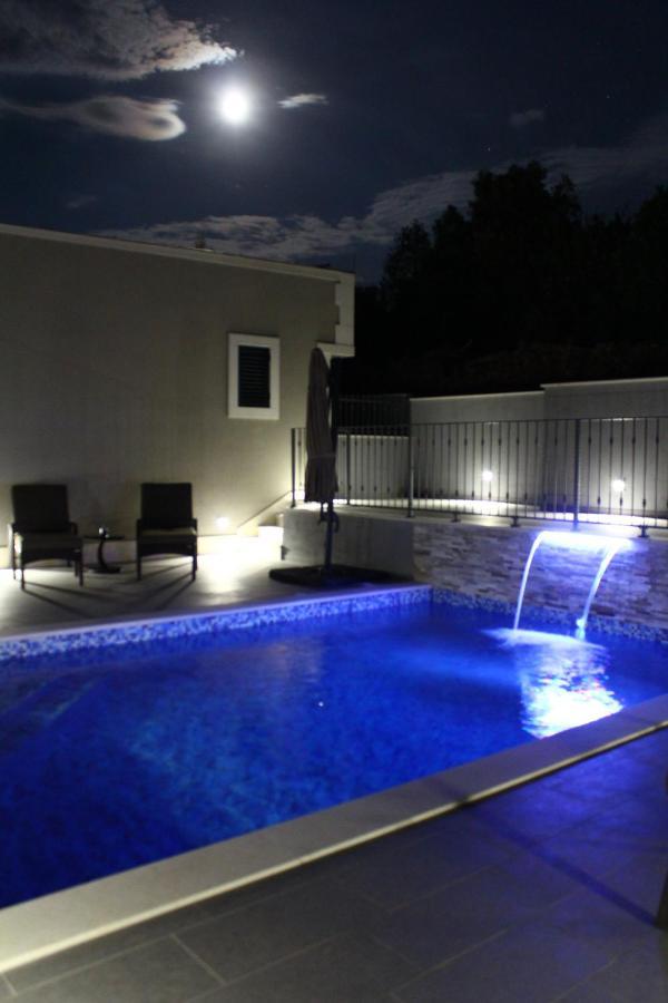 Villa Vacation Meri *