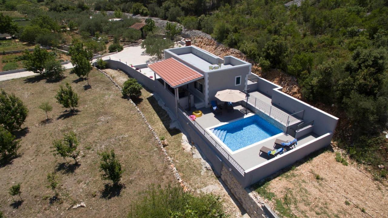 Villa Vacation Meri