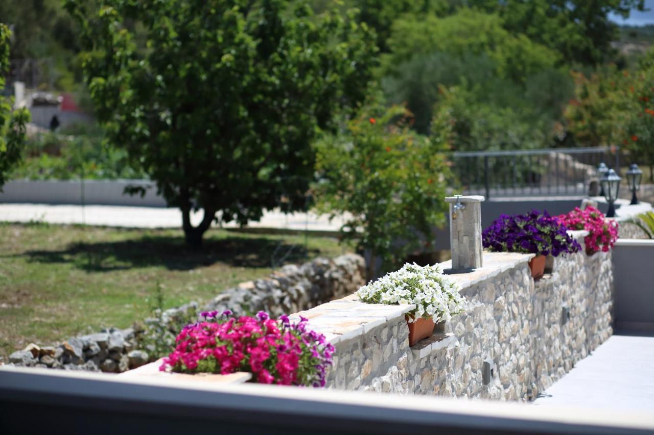 Vacation Meri Villa *