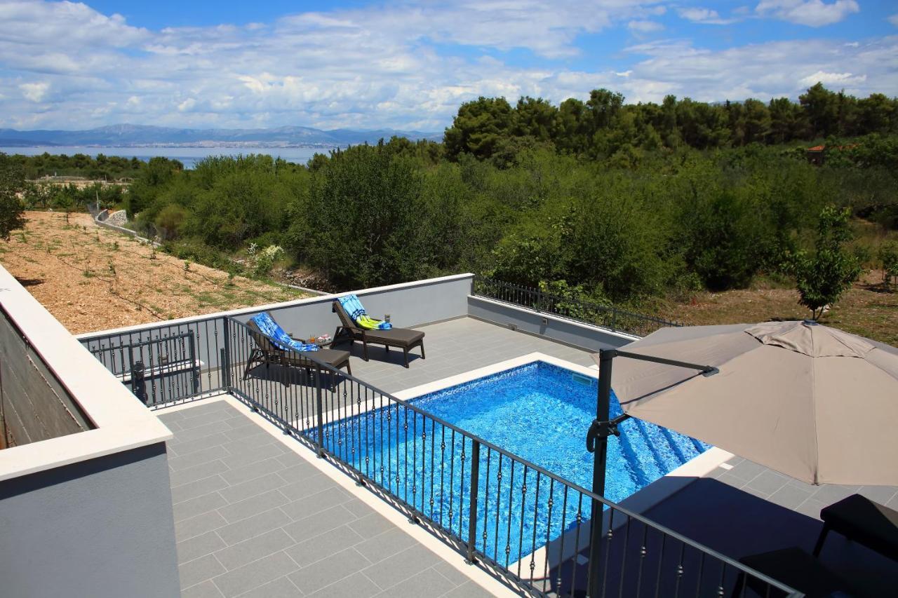 Villa Vacation Meri Mirca (Brac)
